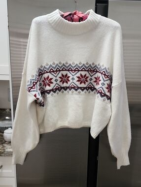 Hollister Long-Sleeve Oversized Mock-Neck Fair Isle Crop Sweater Sz M Soft